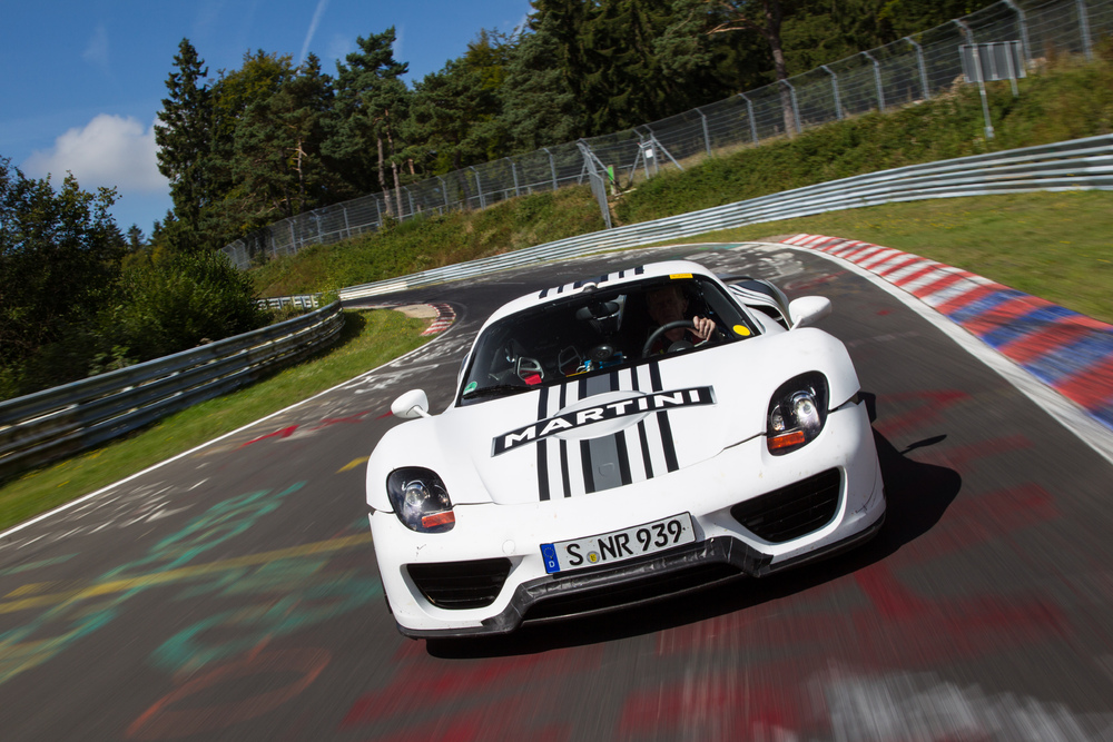Prototyp Porsche 918 Spyder im Martini−Racing−Design