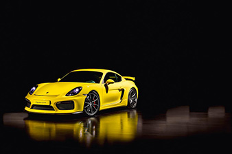 Cayman GT4