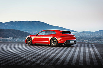 Porsche Taycan GTS Sport Turismo
